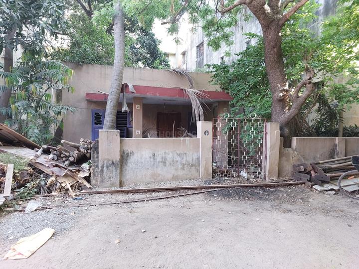Residential 1600 Sqft Plot for sale at Vadapalani, Chennai Property