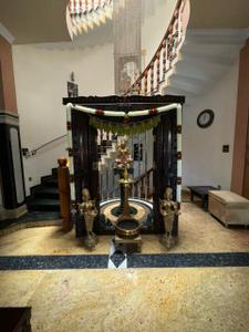 Hall Image of 11000 Sq.ft 5 BHK Apartment / Flat for sale in Sanjaynagar Bengaluru for Rs. 180000000