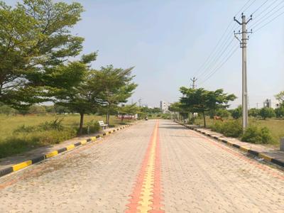 Image of 100 Sq.ft Residential Plot / Land for sale in Kompally, Hyderabad for Rs. 3800004