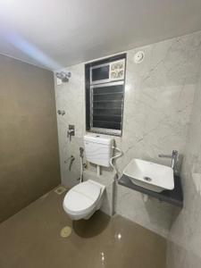 Bathroom Image of 480 Sq.ft 1 BHK Apartment / Flat for sale in Mansarovar Pearl Gardens, Vasai West Vasai for Rs. 5350000