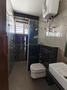 Bathroom Image of 2400 Sq.ft 3 BHK Builder Floor for rent in Sanjaynagar Bengaluru for Rs. 100000