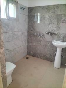 Bathroom Image of 1400 Sq.ft 2 BHK Independent House for rent in Sainik Colony Jammu for Rs. 12000