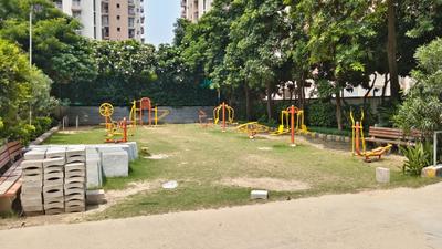 Image of 1100 Sq.ft 2 BHK Apartment / Flat for rent in Piyush Heights, Sector 89, Faridabad for Rs. 21000