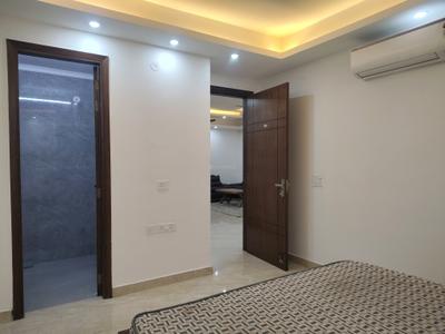 Bedroom Image of 1800 Sq.ft 4 BHK Builder Floor for sale in Freedom Fighters Enclave New Delhi for Rs. 18000000
