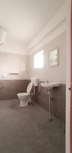 Bathroom Image of 600 Sq.ft 1 BHK Apartment / Flat for rent in Kartik Nagar Bengaluru for Rs. 22500