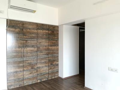 Bedroom Image of 1300 Sq.ft 3 BHK Apartment / Flat for rent in Lodha Splendora, Thane West Thane for Rs. 37000