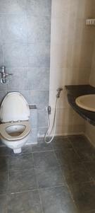 Bathroom Image of 1050 Sq.ft 3 BHK Apartment / Flat for rent in Lodha Paradise, Thane West Thane for Rs. 50000