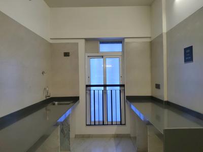 Kitchen Image of 800 Sq.ft 2 BHK Apartment / Flat for sale in Runwal Heights, Mulund West Mumbai for Rs. 16500000