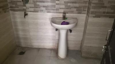Image of 1225 Sq.ft 3 BHK Apartment / Flat for rent in Amrapali Zodiac, Sector 120, Noida for Rs. 25000