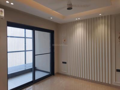 Bedroom Image of 1700 Sq.ft 3 BHK Builder Floor for rent in DLF Alameda, Sector 71 Gurgaon for Rs. 70000