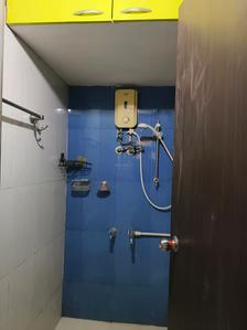 Common Bathroom Image of 750 Sq.ft 1 BHK Apartment / Flat for sale in Kalyan West Kalyan for Rs. 4150000