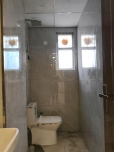 Common Bathroom Image of 1450 Sq.ft 3 BHK Apartment / Flat for sale in Noida Extension Greater Noida for Rs. 5500050