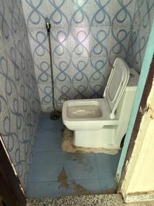 Bathroom Image of 850 Sq.ft 1 BHK Villa for rent in Sector 19 Noida for Rs. 21125