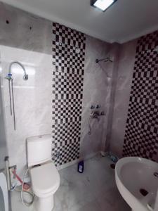 Bathroom Image of 650 Sq.ft 2 BHK Builder Floor for rent in Sector 7 Rohini New Delhi for Rs. 19000