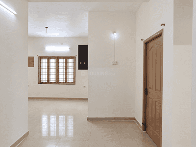 Living Room Image of 804 Sq.ft 2 BHK Apartment / Flat for sale in Kolathur Chennai for Rs. 8500000