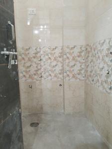 Common Bathroom Image of 450 Sq.ft 2 BHK Builder Floor for rent in New Ashok Nagar New Delhi for Rs. 25500