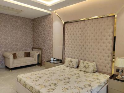 Bedroom Image of 4500 Sq.ft 4 BHK Builder Floor for rent in DLF City Phase 1, DLF Phase 1 Gurgaon for Rs. 350000