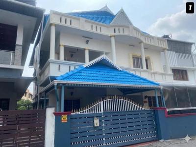 Image of 3200 Sq.ft 4 BHK Independent House for sale in Kakkanad, Kochi for Rs. 16000000