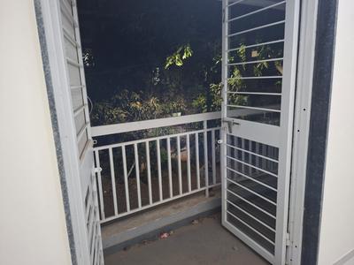 Balcony Image of 1350 Sq.ft 3 BHK Apartment / Flat for rent in Indira Nagar Nashik for Rs. 18000
