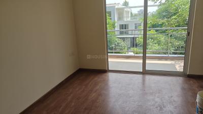 Bedroom Image of 2276 Sq.ft 4.5 BHK Apartment / Flat for sale in Godrej Windsor At Godrej Golf Links, Jaypee Greens Greater Noida for Rs. 37000000