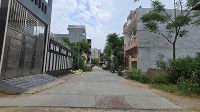 Image of 650 Sq.ft Residential Plot / Land for sale in SG Shikhar Height, Siddharth Vihar, Ghaziabad for Rs. 14000000