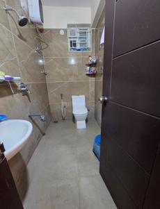 Bathroom Image of 1147 Sq.ft 2 BHK Apartment / Flat for sale in DB Lakven Visishta, K R Puram Bengaluru for Rs. 12000000