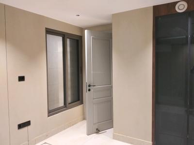Bedroom Image of 5580 Sq.ft 4 BHK Builder Floor for sale in Model Town New Delhi for Rs. 70000000