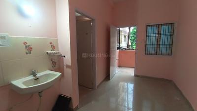 Hall Image of 3500 Sq.ft 8 BHK Independent House for rent in Paharia Varanasi for Rs. 65000