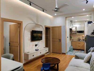 Living Room Image of 1000 Sq.ft 2 BHK Apartment / Flat for sale in Indirapuram Ghaziabad for Rs. 10000000