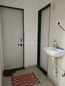 Bathroom Image of 600 Sq.ft 1 BHK Apartment / Flat for rent in Dhankawade Tamrind Park Phase 1, Dhayari Pune for Rs. 12000
