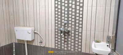 Bathroom Image of 1800 Sq.ft 4 BHK Independent House for rent in Morabadi Ranchi for Rs. 18000