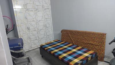 Bedroom Image of 700 Sq.ft 2 BHK Builder Floor for rent in Kalyan Vihar New Delhi for Rs. 36000