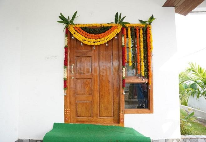 Praneeta Singapur Town Main Image 1