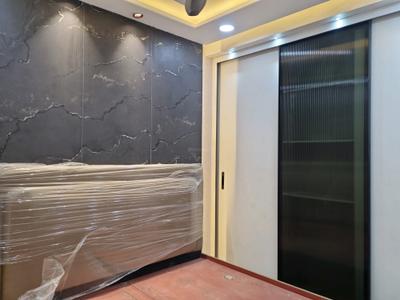 Bedroom Image of 810 Sq.ft 3 BHK Apartment / Flat for sale in Nawada New Delhi for Rs. 5000000