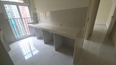 Kitchen Image of 679 Sq.ft 2 BHK Apartment / Flat for rent in Swastik Platinum, Vikhroli East Mumbai for Rs. 56000