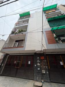 Building Image of 950 Sq.ft 3 BHK Builder Floor for rent in Nawada New Delhi for Rs. 17000