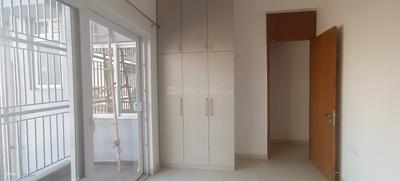 Balcony Image of 1800 Sq.ft 3 BHK Apartment / Flat for rent in Vaishali Ghaziabad for Rs. 45000