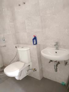 Common Bathroom Image of 1383 Sq.ft 3 BHK Apartment / Flat for sale in Southwinds Southwinds , Rajpur Kolkata for Rs. 10000000