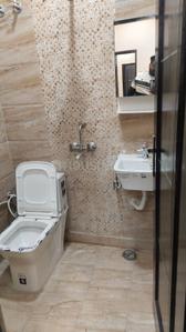 Image of 900 Sq.ft 2 BHK Builder Floor for rent in Indirapuram, Ghaziabad for Rs. 20000