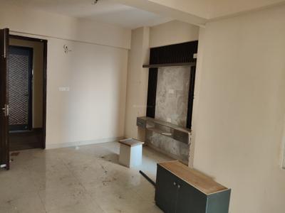Living Room Image of 1000 Sq.ft 2 BHK Apartment / Flat for rent in Aisshpra Paalm Paradise Phase II, Sahara Estate Gorakhpur for Rs. 13000