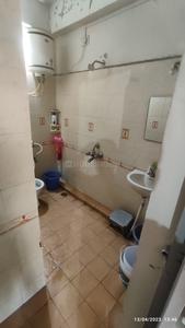 Bathroom Image of 1400 Sq.ft 3 BHK Apartment / Flat for sale in Hebbal Kempapura Bengaluru for Rs. 9300000