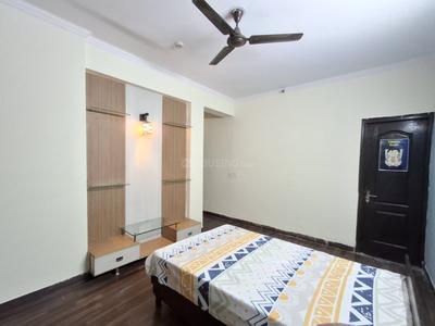 Bedroom Image of 850 Sq.ft 2 BHK Apartment / Flat for sale in Paramount Symphony, Crossings Republik Ghaziabad for Rs. 6000000