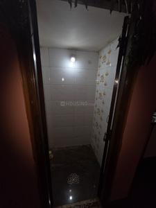Bathroom Image of 900 Sq.ft 2 BHK Builder Floor for rent in Yelahanka New Town Bengaluru for Rs. 18000