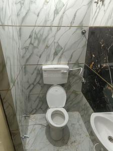 Bathroom Image of 250 Sq.ft 1 RK Apartment / Flat for rent in Vijay Nagar Indore for Rs. 12500