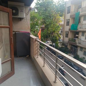 Balcony Image of 1350 Sq.ft 3 BHK Builder Floor for sale in  Maurya Enclave, Pitampura New Delhi for Rs. 30000000