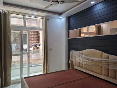 Bedroom Image of 810 Sq.ft 3 BHK Apartment / Flat for sale in Dwarka Mor New Delhi for Rs. 6300000