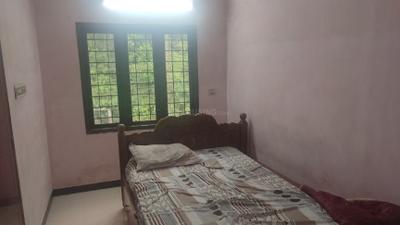 Bedroom Image of 700 Sq.ft 2 BHK Builder Floor for rent in Kakkanad Kochi for Rs. 21000