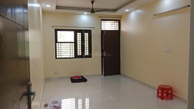 Living Room Image of 1100 Sq.ft 2 BHK Builder Floor for rent in Janakpuri New Delhi for Rs. 35450