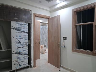 Bedroom Image of 1050 Sq.ft 2 BHK Apartment / Flat for sale in Sector 73 Noida for Rs. 3800000
