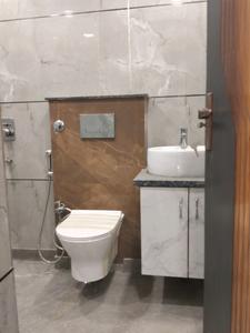 Bedroom Two Image of 1100 Sq.ft 3 BHK Builder Floor for sale in Shalimar Bagh New Delhi for Rs. 21000000